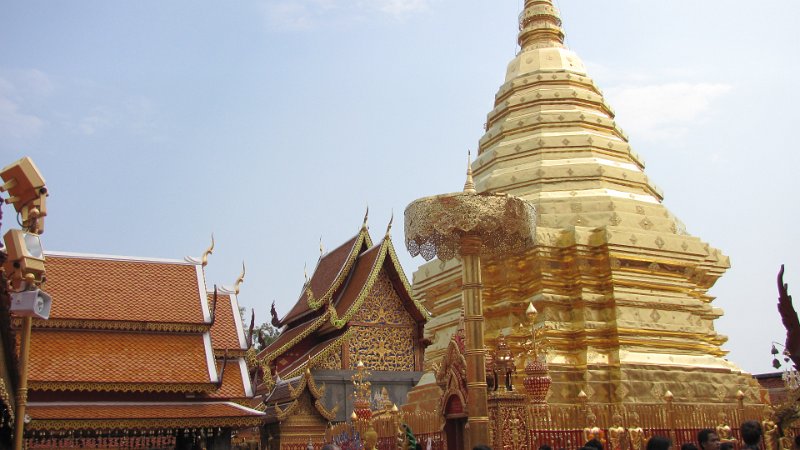 ChiangMai_Wat_DoiSuthep_20110226_020.JPG - Doi Suthep Temple
